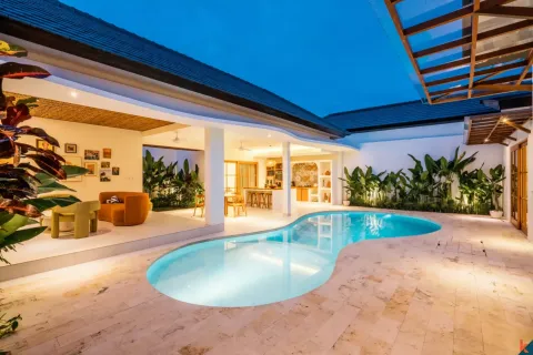 3 bedrooms Villa in Tibubeneng, Badung, Bali (11239)