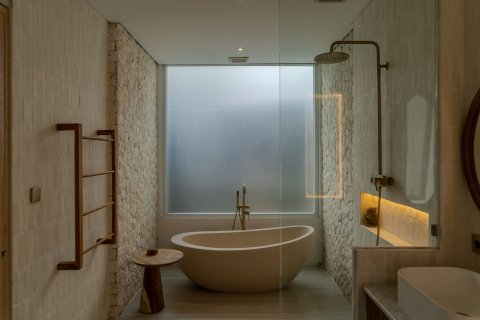 4 bedrooms Villa in Tumbak Bayuh, Mengwi, Badung, Bali (15711) 27