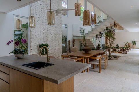 4 bedrooms Villa in Tumbak Bayuh, Mengwi, Badung, Bali (15711) 30