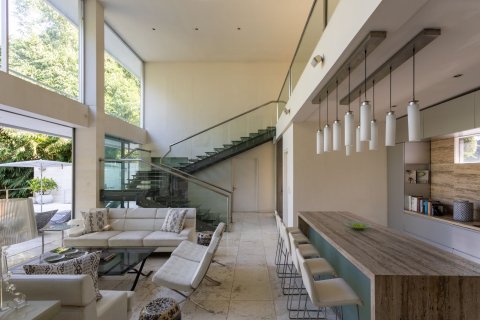 4 bedrooms Villa in Kerobokan, Badung, Bali (15713) 14