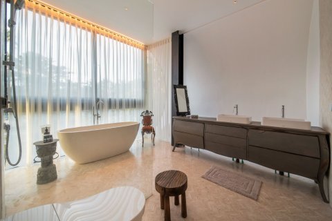 5 bedrooms House in Canggu, Badung, Bali (15712) 10