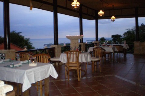 Вилла с 4 спальнями в Булеленг,  (9985) 15