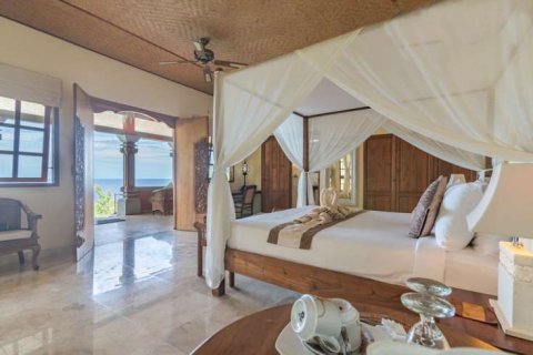 Вилла с 4 спальнями в Булеленг,  (9985) 10