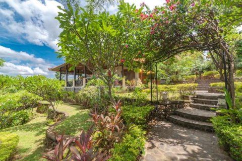 Вилла с 4 спальнями в Булеленг,  (9985) 2