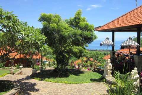 Вилла с 4 спальнями в Булеленг,  (9985) 17