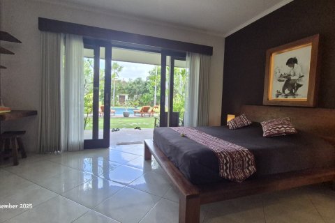 Вилла с 8 спальнями в Южный Денпасар, Денпасар, (9984) 6