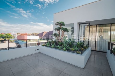 4 bedrooms Villa in Tibubeneng, Badung, Bali (2366) 9