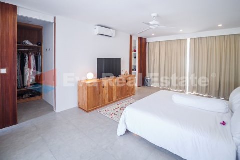 4 bedrooms Villa in Tibubeneng, Badung, Bali (2366) 7