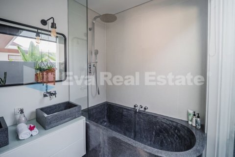 4 bedrooms Villa in Tibubeneng, Badung, Bali (2366) 8