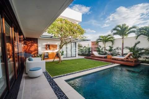 4 bedrooms Villa in Tibubeneng, Badung, Bali (2366)