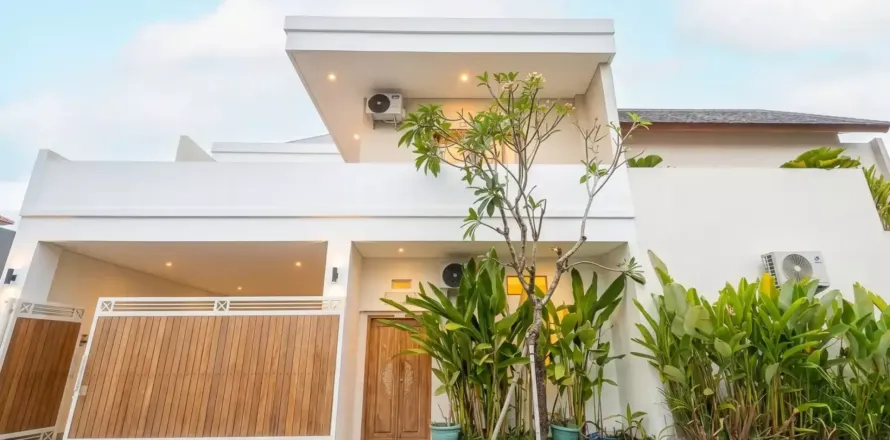 3 bedrooms Villa in Munggu, Mengwi, Badung, Bali (13927)