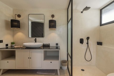 5 bedrooms House in Canggu, Badung, Bali (15781) 24