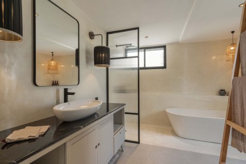 5 bedrooms House in Canggu, Badung, Bali (15781) 26