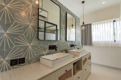 5 bedrooms House in Canggu, Badung, Bali (15781) 17