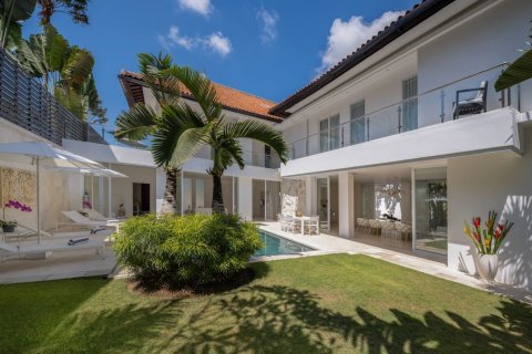 4 bedrooms Villa in Kerobokan, Badung, Bali (15782)