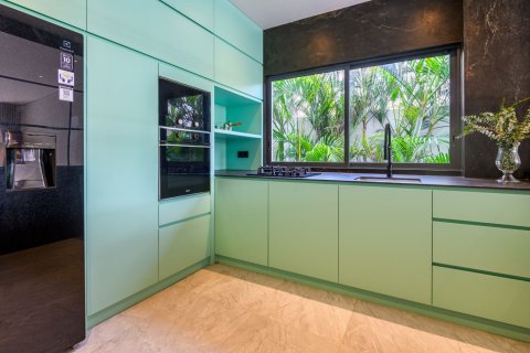 5 bedrooms House in Ungasan, Badung, Bali (15785) 13