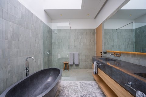 Вилла 574м2 в Тумбак Баюх, Менгви, Бадунг, Бали (10340) 22