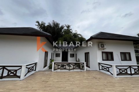 4 bedrooms Villa in Mengwi, Badung, Bali (13497) 8