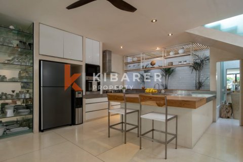 Вилла с 5 спальнями в Керобокан, Бадунг, Бали (13244) 8