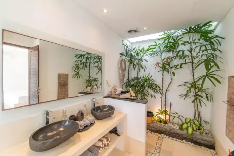 3 bedrooms Villa in Seminyak, Badung, Bali (14133) 25