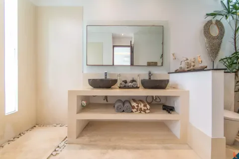 3 bedrooms Villa in Seminyak, Badung, Bali (14133) 24