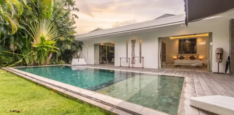 3 bedrooms Villa in Seminyak, Badung, Bali (14134)