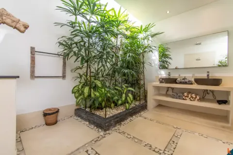 3 bedrooms Villa in Seminyak, Badung, Bali (14134) 16