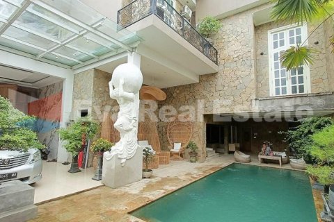 6 bedrooms Villa in Jimbaran, Badung, Bali (2445)