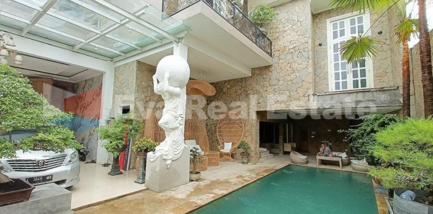 6 bedrooms Villa in Jimbaran, Badung, Bali (2445)