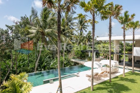 7 bedrooms Villa in Tumbak Bayuh, Mengwi, Badung, Bali (2440) 4