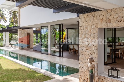 7 bedrooms Villa in Tumbak Bayuh, Mengwi, Badung, Bali (2440) 8