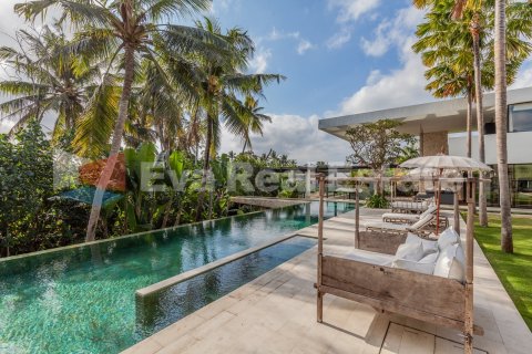 7 bedrooms Villa in Tumbak Bayuh, Mengwi, Badung, Bali (2440) 3