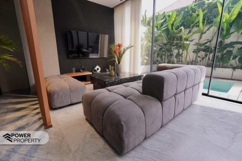 Вилла 105м2 в Тампаксиринг, Гианьяр,  (10054) 20