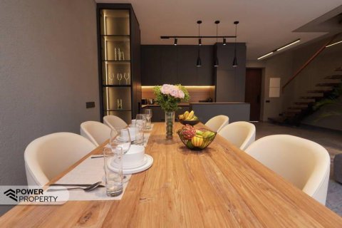 Вилла 105м2 в Тампаксиринг, Гианьяр,  (10054) 18