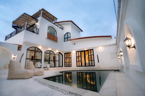 Studio Villa in Ungasan, Badung, Bali (10712)