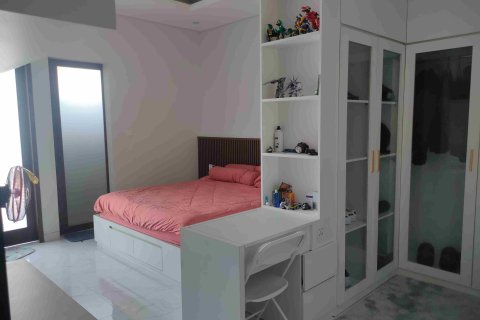 Вилла с 4 спальнями в Джимбаран, Бадунг,  (9398) 6