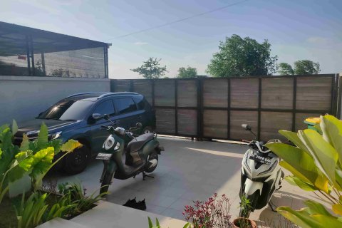 Вилла с 4 спальнями в Джимбаран, Бадунг,  (9398) 1