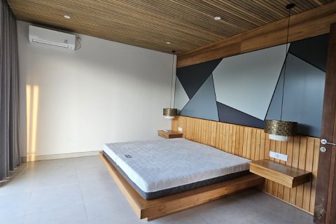 Вилла с 4 спальнями в Южная Кута, Бадунг, (9402) 29