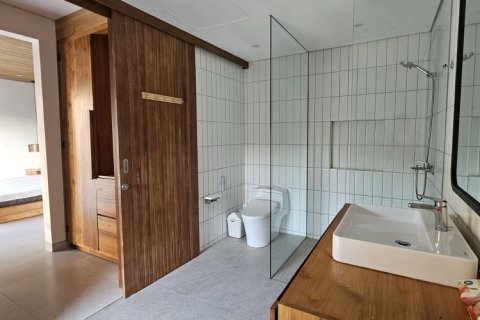 Вилла с 4 спальнями в Южная Кута, Бадунг, (9402) 8