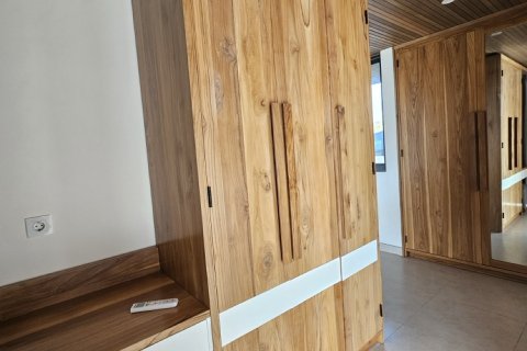 Вилла с 4 спальнями в Южная Кута, Бадунг, (9402) 23