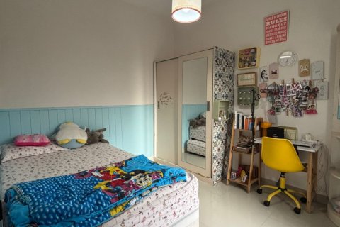 Дом с 4 спальнями в Джимбаран, Бадунг,  (9403) 18