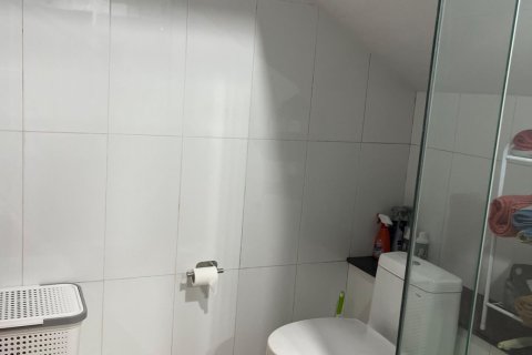 4 bedrooms House in Jimbaran, Badung,  (9399) 8