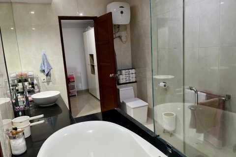 4 bedrooms House in Jimbaran, Badung,  (9399) 27