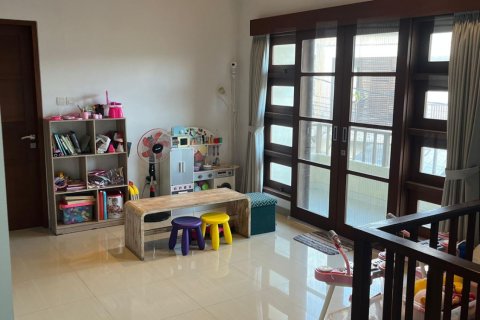 4 bedrooms House in Jimbaran, Badung,  (9399) 18