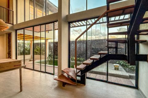 Вилла с 3 спальнями в Унгасан, Бадунг,  (9397) 5