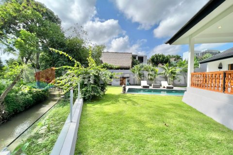3 bedrooms Villa in Tumbak Bayuh, Mengwi, Badung, Bali (2403) 17