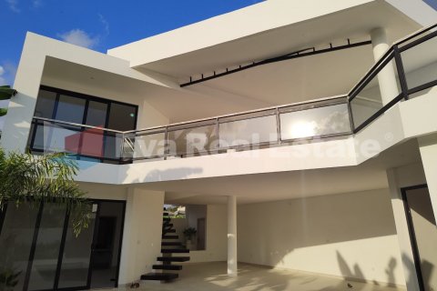 3 bedrooms Villa in Tumbak Bayuh, Mengwi, Badung, Bali (2402) 4