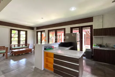 5 bedrooms Villa in Badung, Bali (13220) 8
