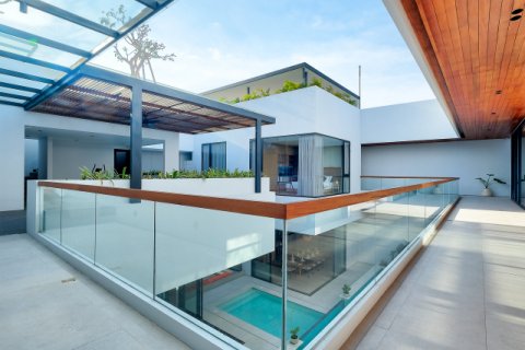 Вилла с 6 спальнями в Джимбаран, Бадунг,  (1984) 26