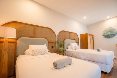 Вилла с 3 спальнями в Тампаксиринг, Гианьяр,  (2118) 22